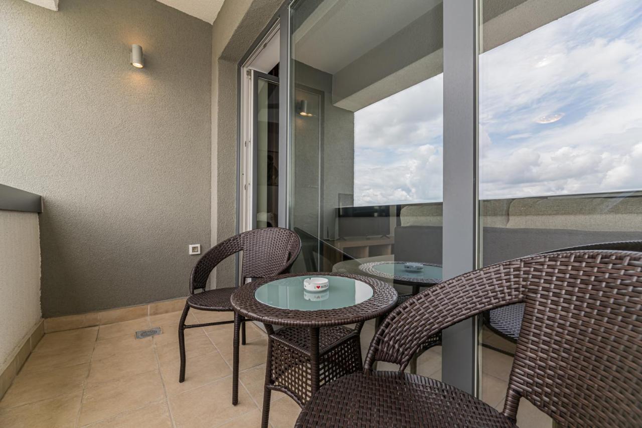 Coresi Modern Apartment Brašov Exteriér fotografie