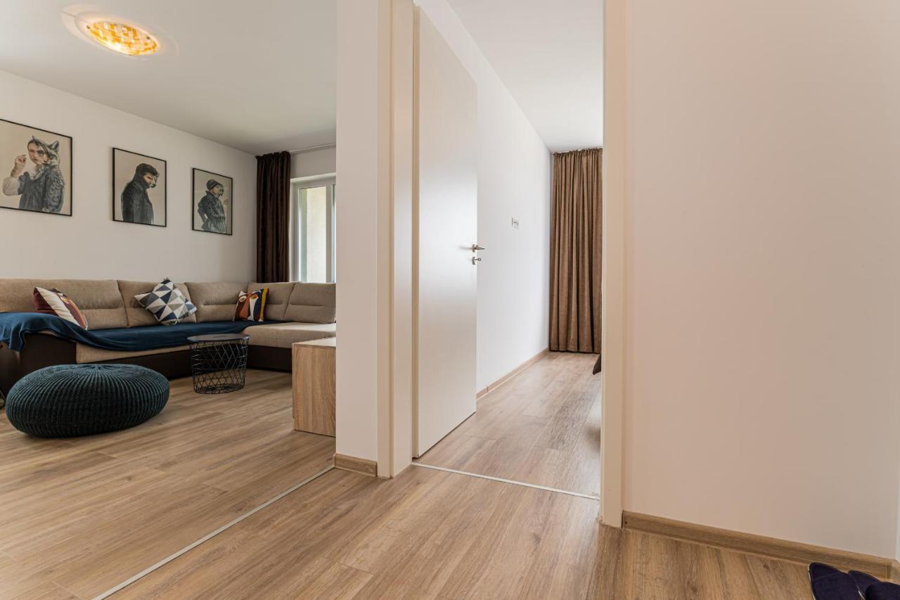 Coresi Modern Apartment Brašov Exteriér fotografie